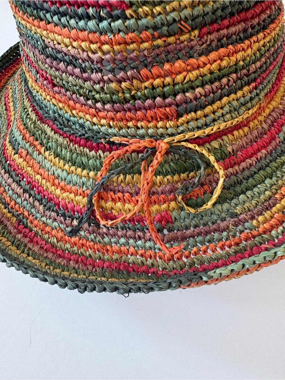 Chico’s MultiColor Crochet Straw Floppy Sun Hat Resort Cruise Beach Coastal Bow - Picture 3 of 6